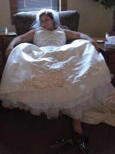 smurfyrelaxinonweddingday.jpg