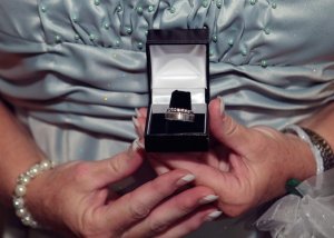 sample ring box.jpg