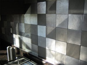 kitchen-backsplash-grey-tile.jpg