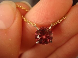 PinkNecklace4.jpg