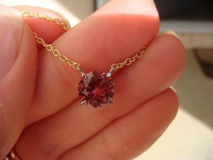 PinkNecklace3.jpg