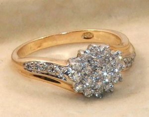 diamond-cluster-ring111joeirneoanbroieht.jpg