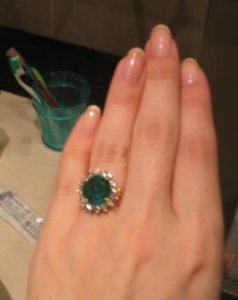 Annes_emerald_ring_3.jpg