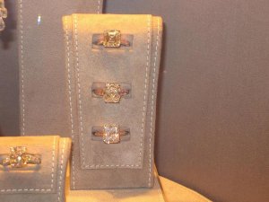 graffdiamonds.jpg graffdiamonds.jpg