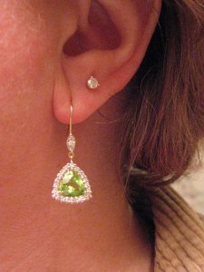 00peridot ear4.JPG