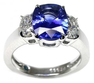 anne_sapphire_oval_diamonds.jpg