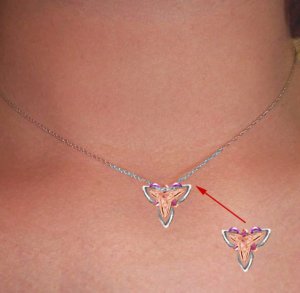 Islandpendant72.jpg