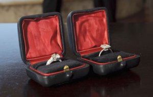 the-bachelor-finale-proposal-rings-425sc030110.jpg