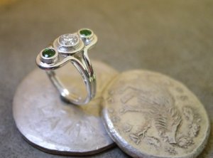 tsav diamond 3 stone 4.jpg