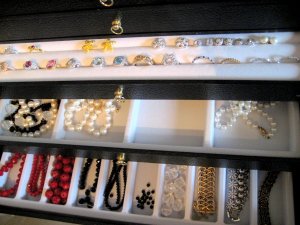 5 drawer box.JPG