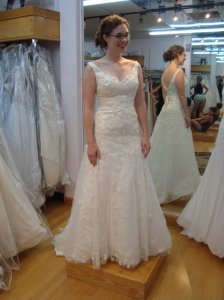 stephboltdress1on.jpg stephboltdress1on.jpg