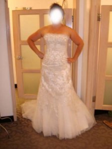 dress shopping prevue 016 edit.jpg