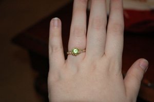 kayperidot1.jpg kayperidot1.jpg