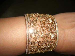 cuff1.jpg