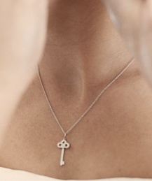 tiffany&co_keynecklace1.jpg