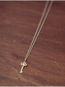 tiffany&co_keynecklace.jpg