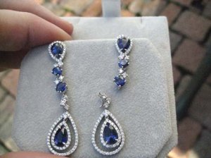 cmsblusapphireearrings010.jpg