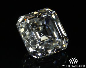 DI40XG_GIA2105874084.jpg
