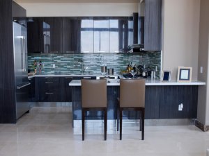 Kim-Ammie-Gray-Kitchen_lg.jpg