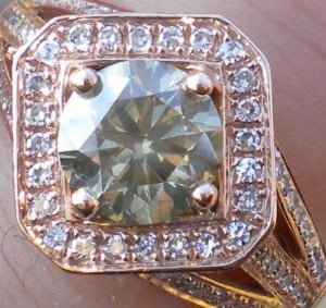 TLgreendiamondrose10.JPG TLgreendiamondrose10.JPG