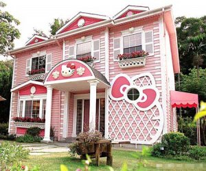 hellohouse.jpg