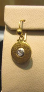 22ktgolddiscdiamond.jpg