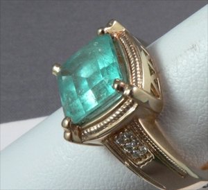 300-colombian-emerald-005b.jpg