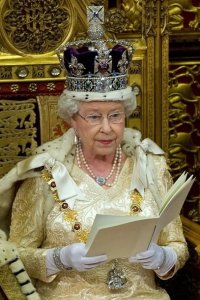 SoP2010Queen_throne.jpg