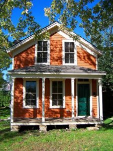 pumpkinhouse.jpg