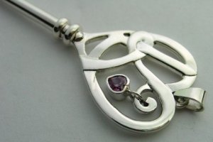 LORIFINALKEYPENDANT2.jpg