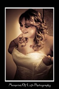 holding up my dress.jpg