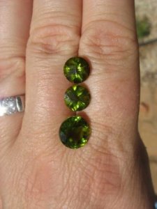Peridot_Hand_3.JPG