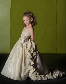 dress1a.jpg