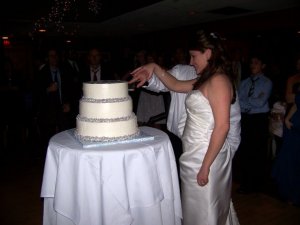 cuttingcake2001.jpg