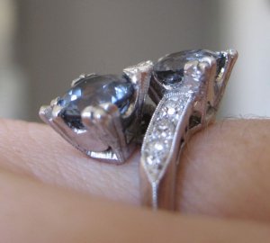 grayspinelsgl10.jpg