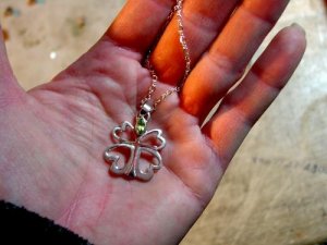 butterflycross JKT pendant4.jpg