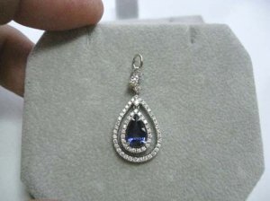cmsblusapphireearrings4.jpg