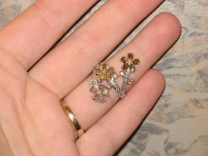 2.18ct diamond flower ring2.JPG