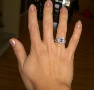 pricescope pink oval handshot 887877663.jpg