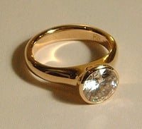 Linda Penwarden Toronto bezel.jpeg