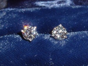 earrings 005.jpg