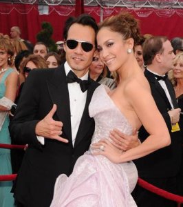 jennifer-lopez-adds-030710-1.jpg