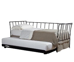 charlesprogersdaybed.jpg charlesprogersdaybed.jpg