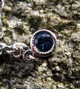 sapphire on rock 90483187439 rs.JPG