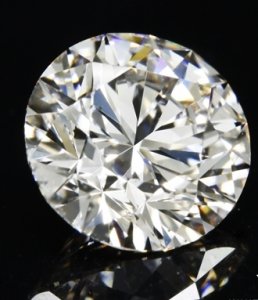 DI40XG_GIA5106662705.jpg
