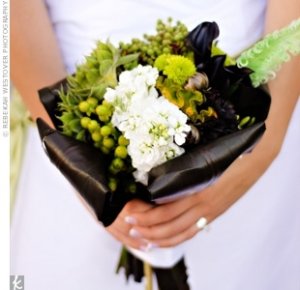 Blackandwhiteflowers.JPG