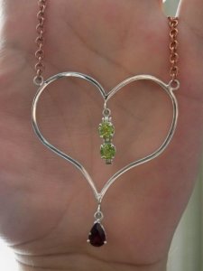 moms necklace 010.jpg moms necklace 010.jpg