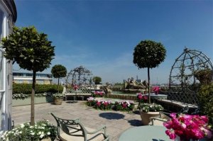 Penthouse%20Terrace_j.jpg