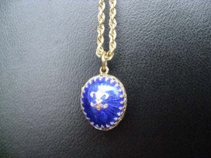 cmslocket1.jpg