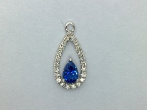 earring2.jpg